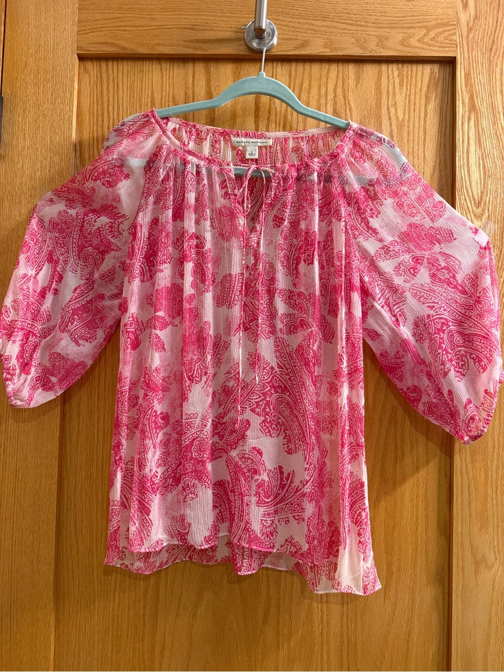 Banana Republic 100% Silk Pink Paisley Peasant Blouse